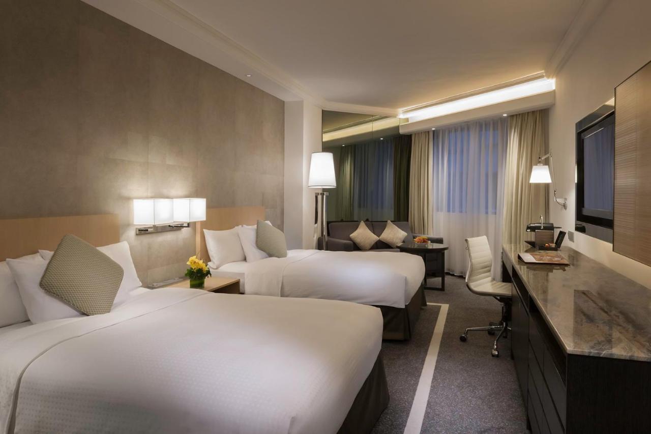Gateway Hotel, Marco Polo Хонконг Екстериор снимка