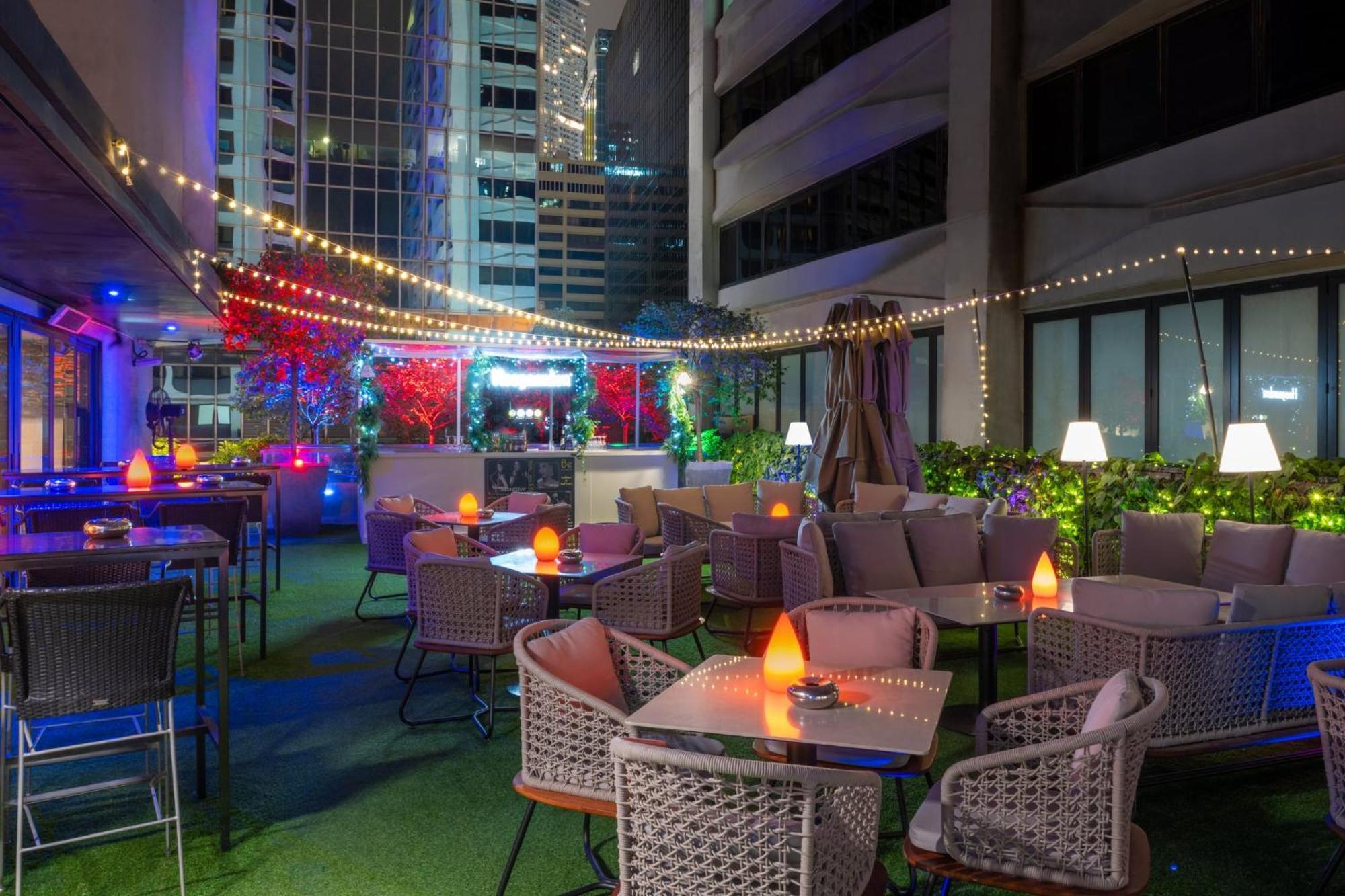 Gateway Hotel, Marco Polo Хонконг Екстериор снимка