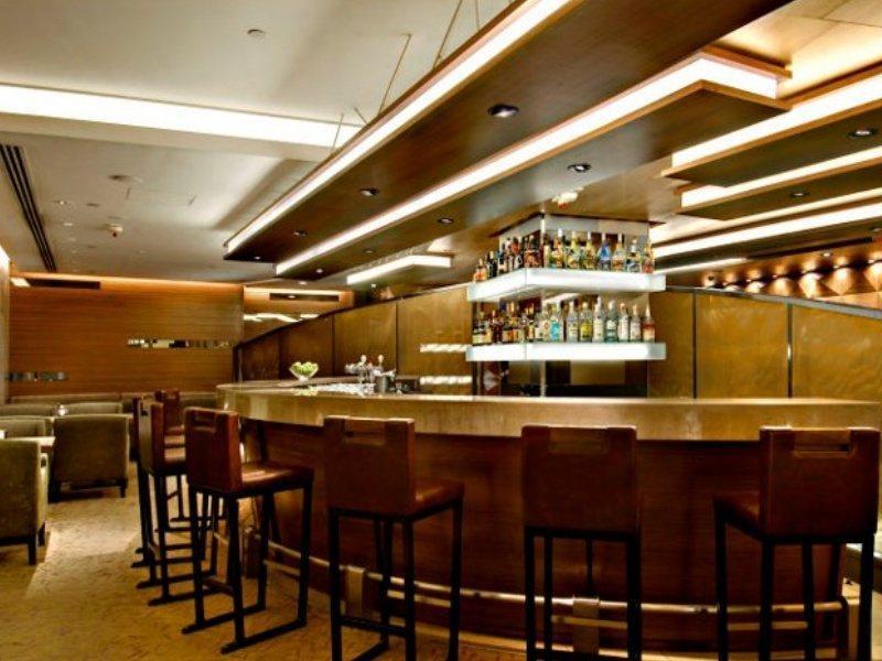 Gateway Hotel, Marco Polo Хонконг Екстериор снимка
